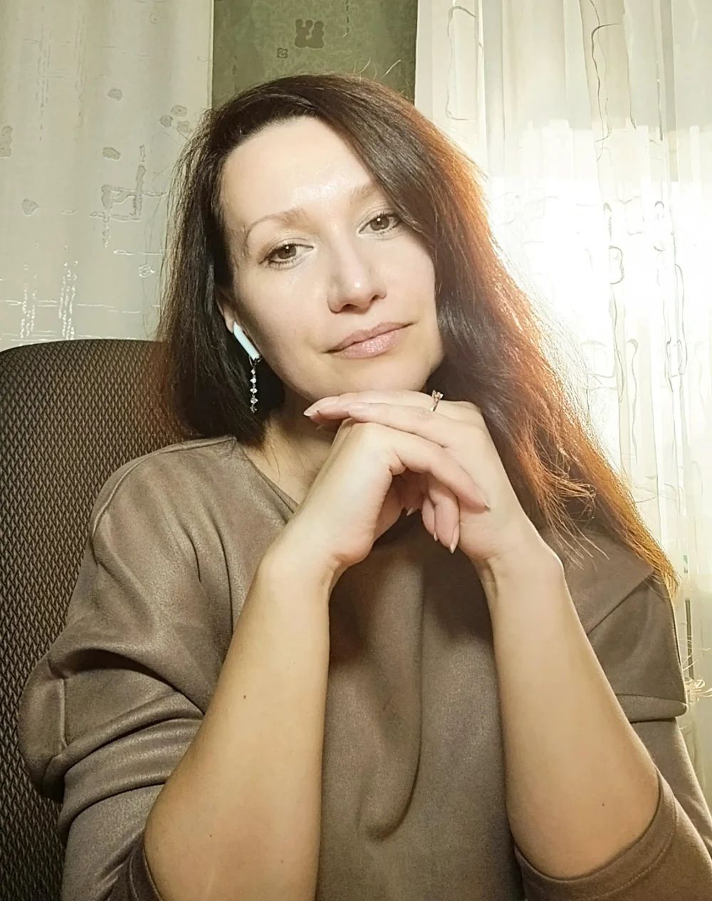 Привет! Я Светлана Аверина — практикующий психолог 
с 10-летним стажем